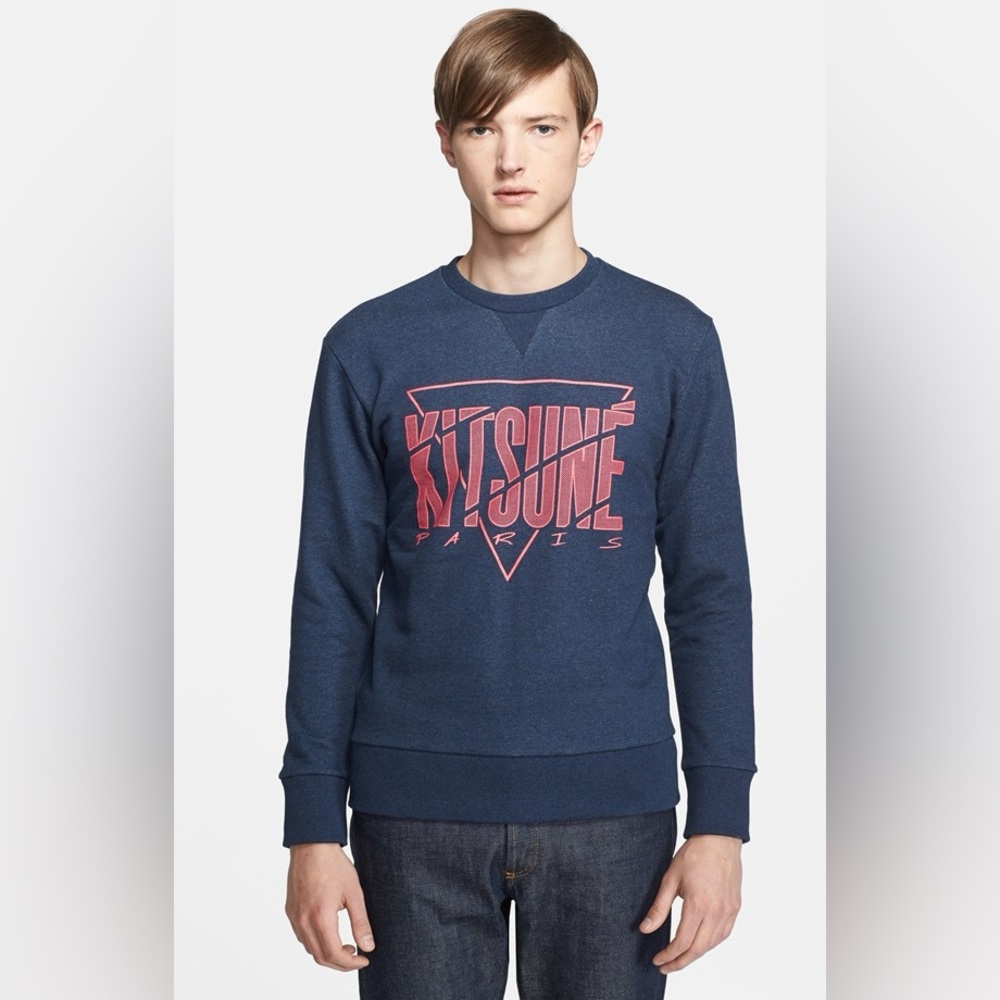 KITSUNÉ TEE CRACKED SWEATER in 
Navy Melange